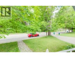 6 TWEED Street - 40