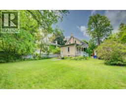 6 TWEED Street - 44