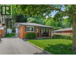 120 ARROWHEAD Crescent - 2