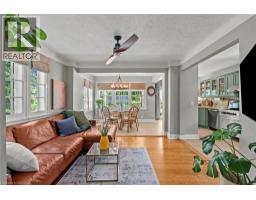 88 ROTHSAY Avenue - 12