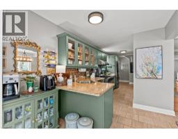 88 ROTHSAY Avenue - 16