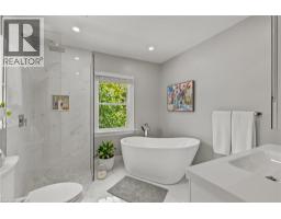 88 ROTHSAY Avenue - 19