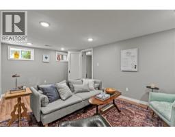 88 ROTHSAY Avenue - 29