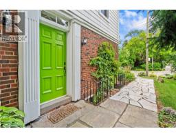 88 ROTHSAY Avenue - 3