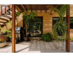355 EDGEHILL Drive - 32