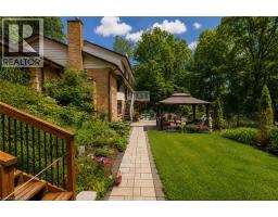 355 EDGEHILL Drive - 34