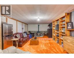 16 FERGUSSON Avenue - 25