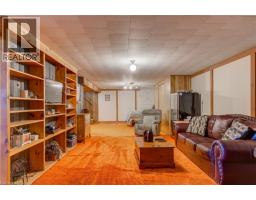 16 FERGUSSON Avenue - 27