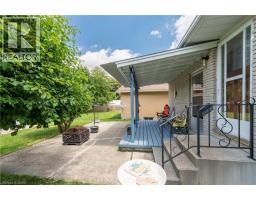 16 FERGUSSON Avenue - 43