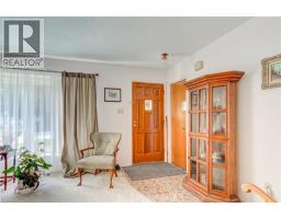 16 FERGUSSON Avenue - 8