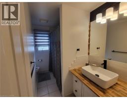 147 MURIEL Crescent - 21
