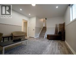 147 MURIEL Crescent - 26