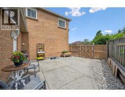 662 BURNETT Avenue - 30