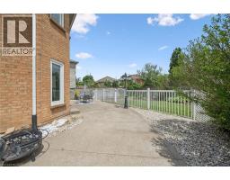 662 BURNETT Avenue - 33