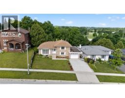 252 CHRISTOPHER Drive - 4