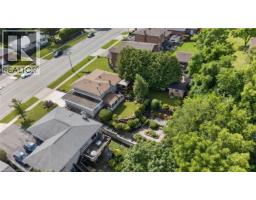 252 CHRISTOPHER Drive - 44