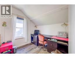 127 HENDERSON Street - 19