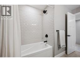 56 WALKER Road - 17