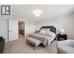 56 WALKER Road - 20