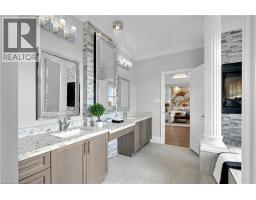 7 RIESLING Court - 28