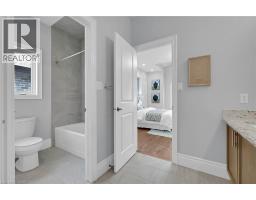 7 RIESLING Court - 35