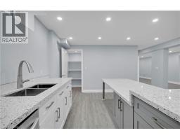 7 RIESLING Court - 41