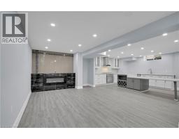 7 RIESLING Court - 43
