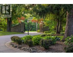 4038 LAKESHORE Road - 13