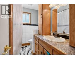 2440 CYPRUS Avenue - 24