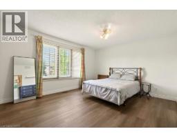 72 GURNETT Drive - 16
