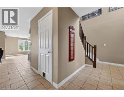 644 HUMMINGBIRD Crescent - 11