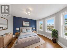 81 CARRICK Avenue - 31