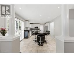 11 MAYNARD Street - 13