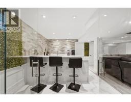 11 MAYNARD Street - 34