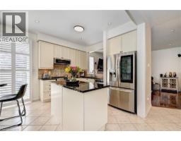 147 SILVERTHORNE Drive - 14