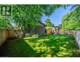 134 FAIRWOOD Place W - 42