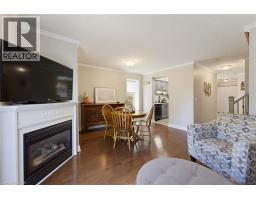 520 MAYFLOWER Street - 12