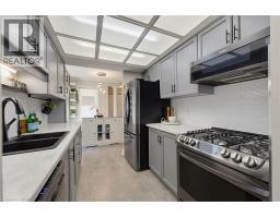 520 MAYFLOWER Street - 9