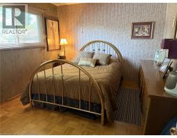 1345 COLONSAY Drive - 19