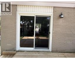 1345 COLONSAY Drive - 35