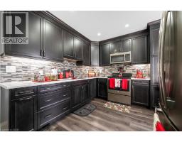 121 EDGEMONT Street N - 12
