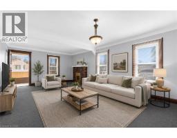 121 EDGEMONT Street N - 18