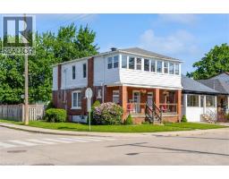121 EDGEMONT Street N - 2