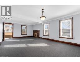 121 EDGEMONT Street N - 20