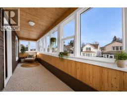 121 EDGEMONT Street N - 22