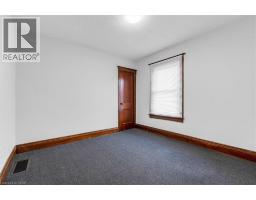 121 EDGEMONT Street N - 28