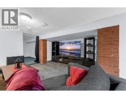 121 EDGEMONT Street N - 30