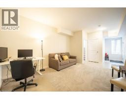 3 VISIONARY Avenue - 31