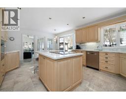 18 STONEGATE Drive - 14