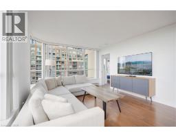 55 ELM Drive W UnitNo. 2204 - 4
